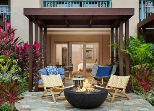 The Ritz-Carlton Kapalua suite fire pit.jpg