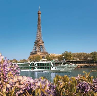 Cruise & Walk the River Seine