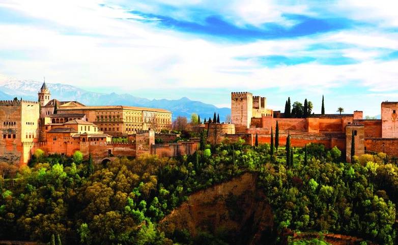 Panoramic view of the Alhambra from Mirador de San Nicolas, Granada