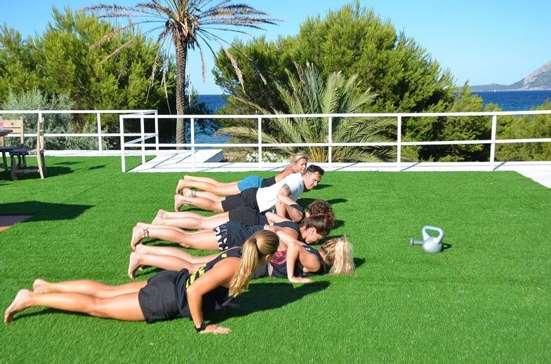 ultimate-fitness-bootcamp-spain-rooftop-class.JPG