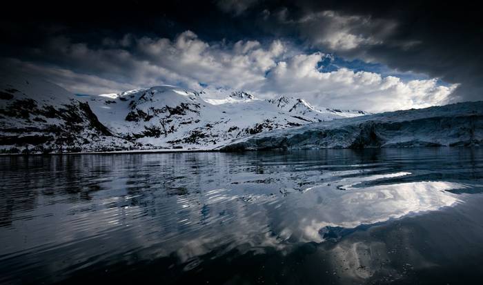 Harriman Glacier © Peter Stott