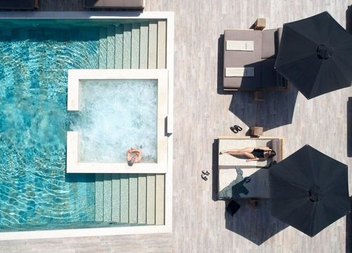 Lango Design Hotel & Spa-Pool.jpg