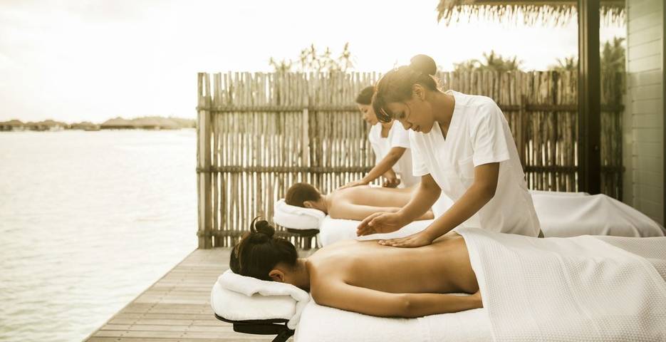 10 Luxurious Valentine’s Day Wellness Escapes