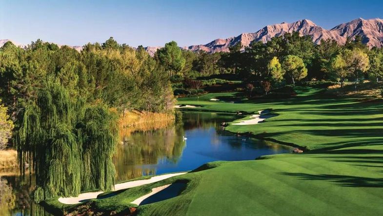 Park MGM Las Vegas golf course 3.jpg
