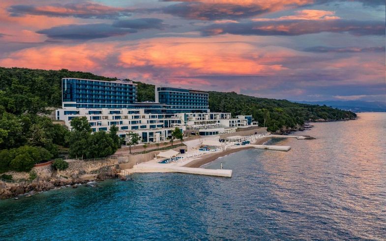 Hilton Rijeka Costabella Beach Resort & Spa-Location shots (4).jpg