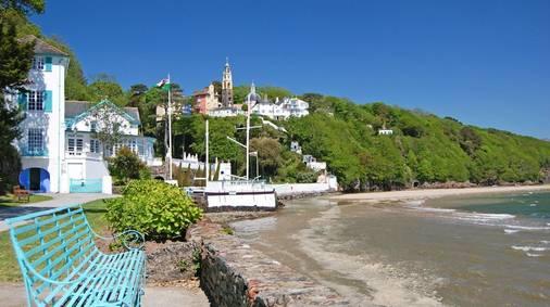 7 Night Southern Snowdonia Guided Walking with Sightseeing for Solos