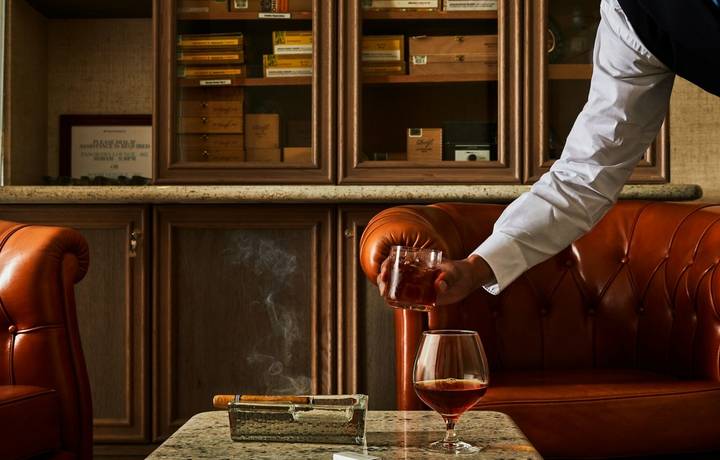 Serving cognac in the Connoisseur's Corner. Serving cognac in the Connoisseur's Corner.