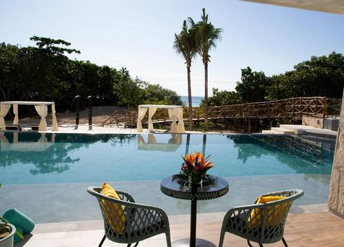 Palmaïa-House-of-AïA-swim-out-room-3.jpg