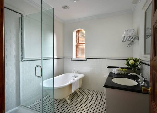 Mohonk Mountain House bathroom.jpg