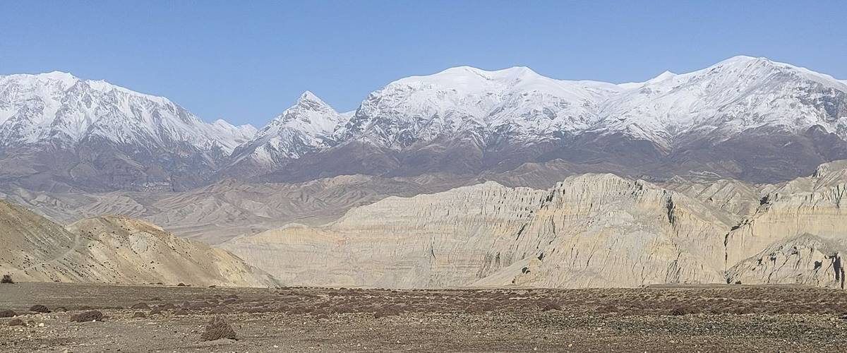 View from trail between Yara and Tangge villages in Upper Mustang