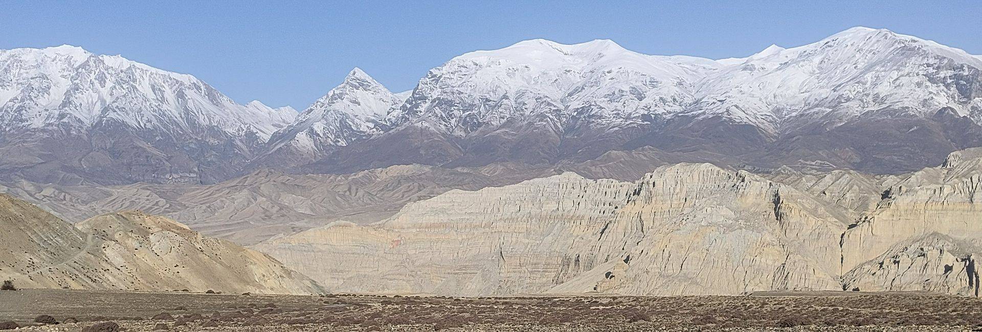 View from trail between Yara and Tangge villages in Upper Mustang