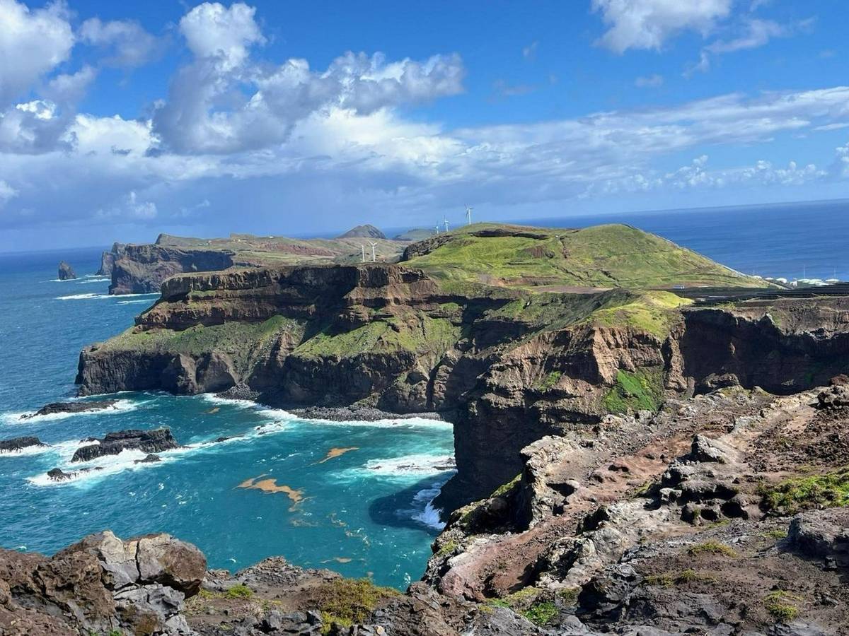 DMC Madeira - Ponta de S Lourenco.2.jpg