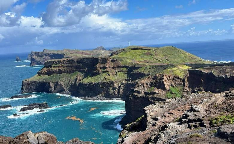 DMC Madeira - Ponta de S Lourenco.2.jpg
