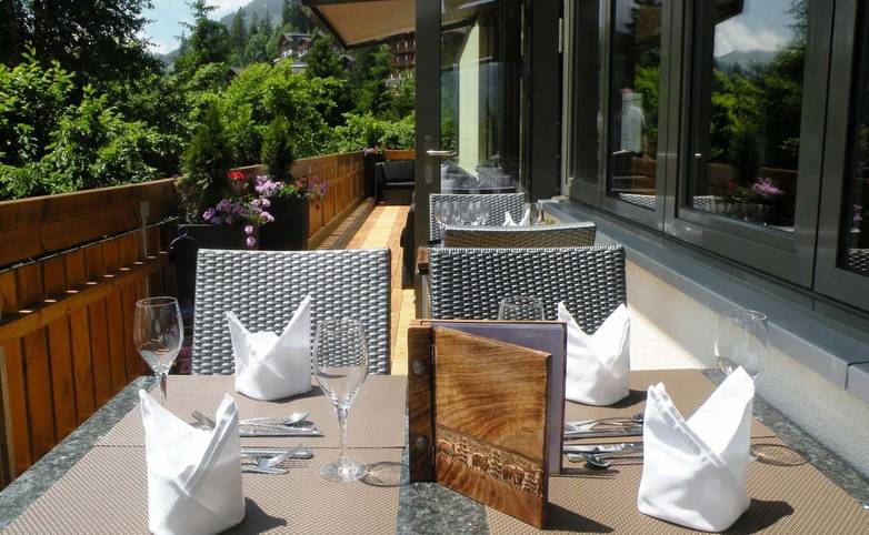 Switzerland - Bernese Oberland - Hotel Steinmattli - Restaurant - Hotel Provided - restaurant10.jpg