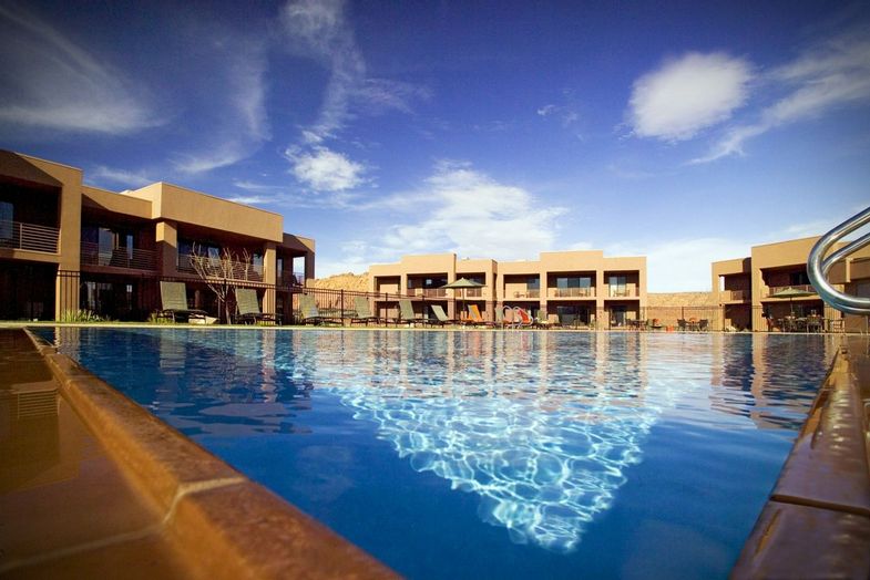 Red Mountain Resort-villas pool.jpg