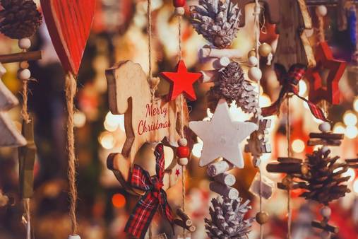 Christmas Markets & Winter Walking in the Peak District