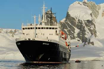 Ortelius At Orne Island, Antarctica Elke Lindner Oceanwide Expeditions