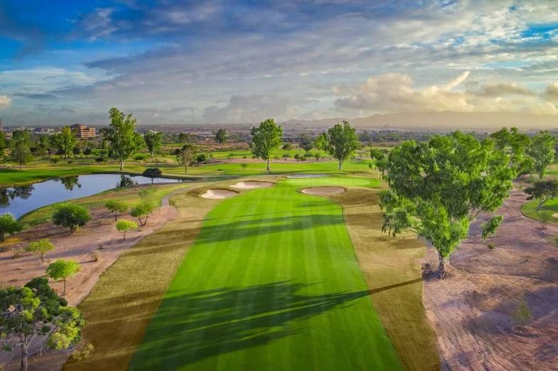 Scottsdale Marriott Old Town papago golf 3.jpg