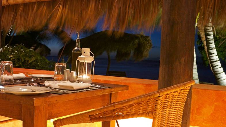 laluna Italian restaurant, set directly on the beach, for sunset dining