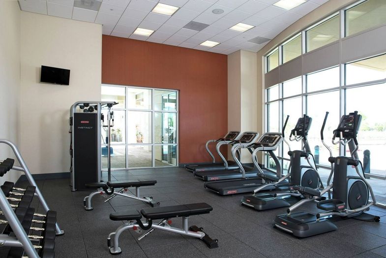Hampton Inn & Suites Oahu:Kapolei fitness.jpg