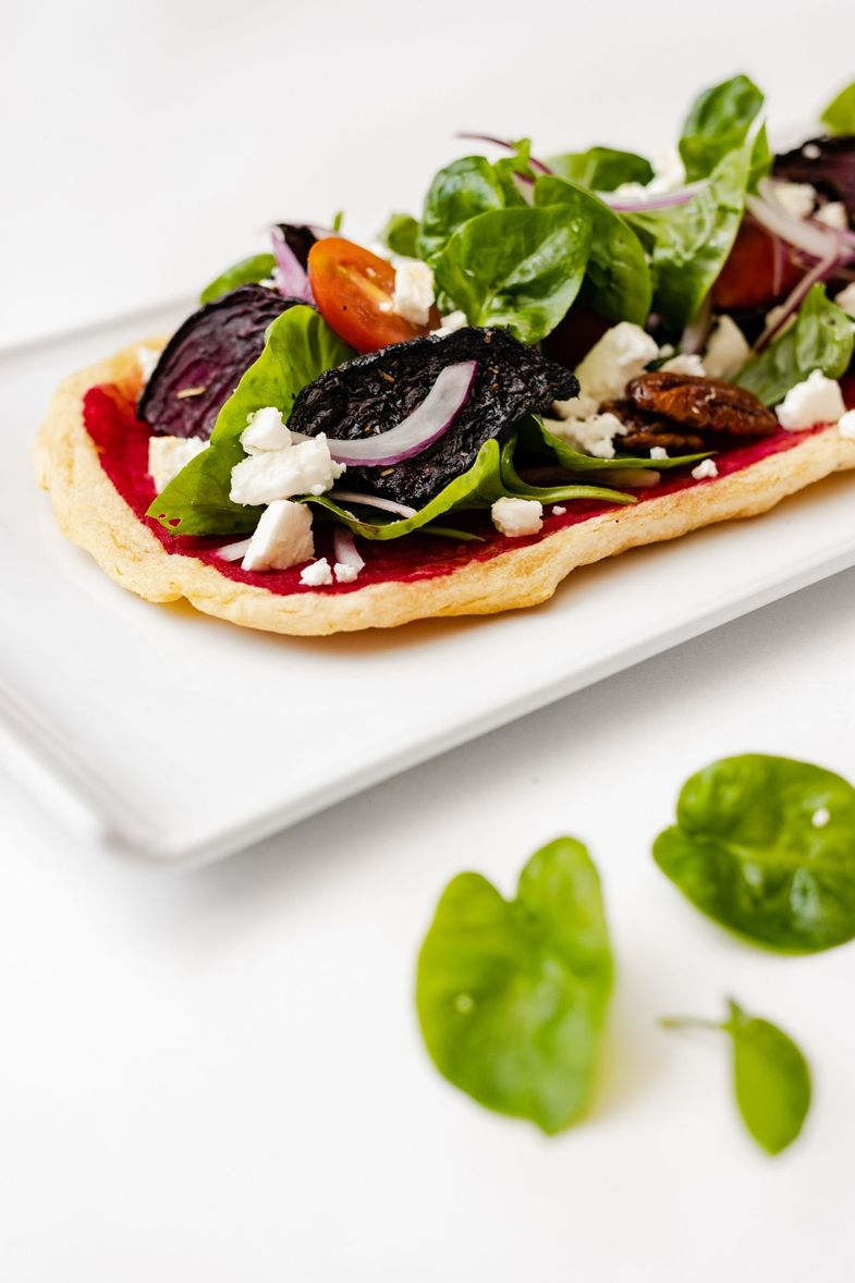 The Retreat Costa Rica_GratitudeLoungeCafe_Roasted herbed beet and goat cheese flatbread.jpg