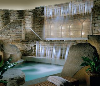 the-lodge-at-woodloch-spa-Hydro-Massage.jpg