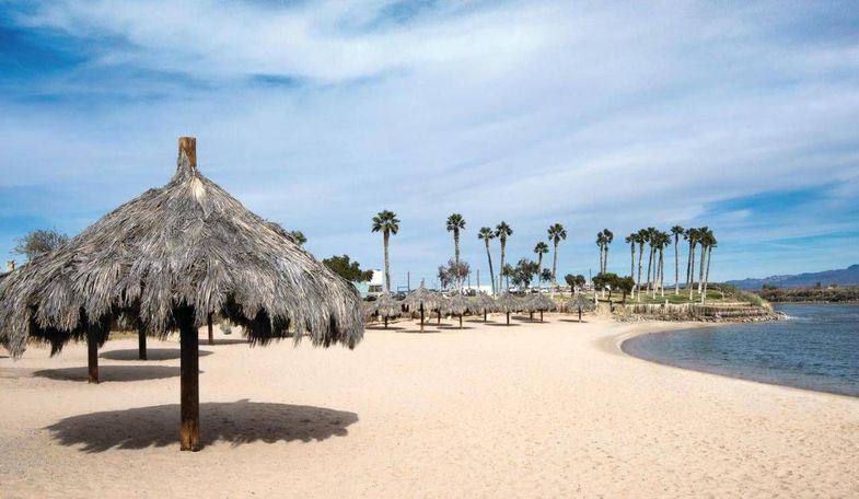 Avi Resort & Casino beach hut.jpg