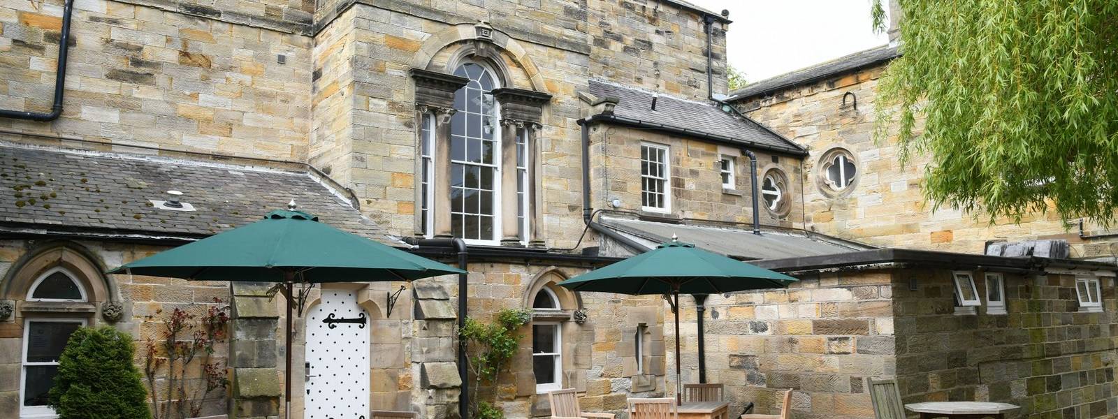 10674_0048 - Larpool Hall - Exterior