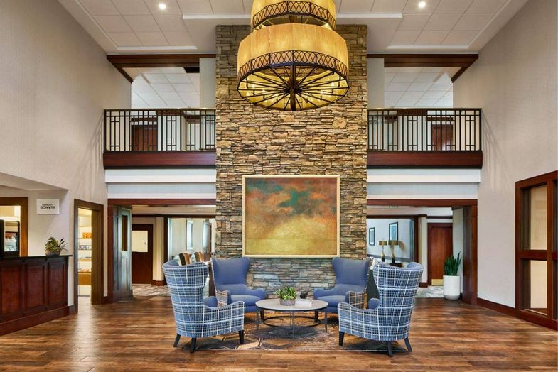 Montgomery Marriott Prattville Hotel lobby.jpg