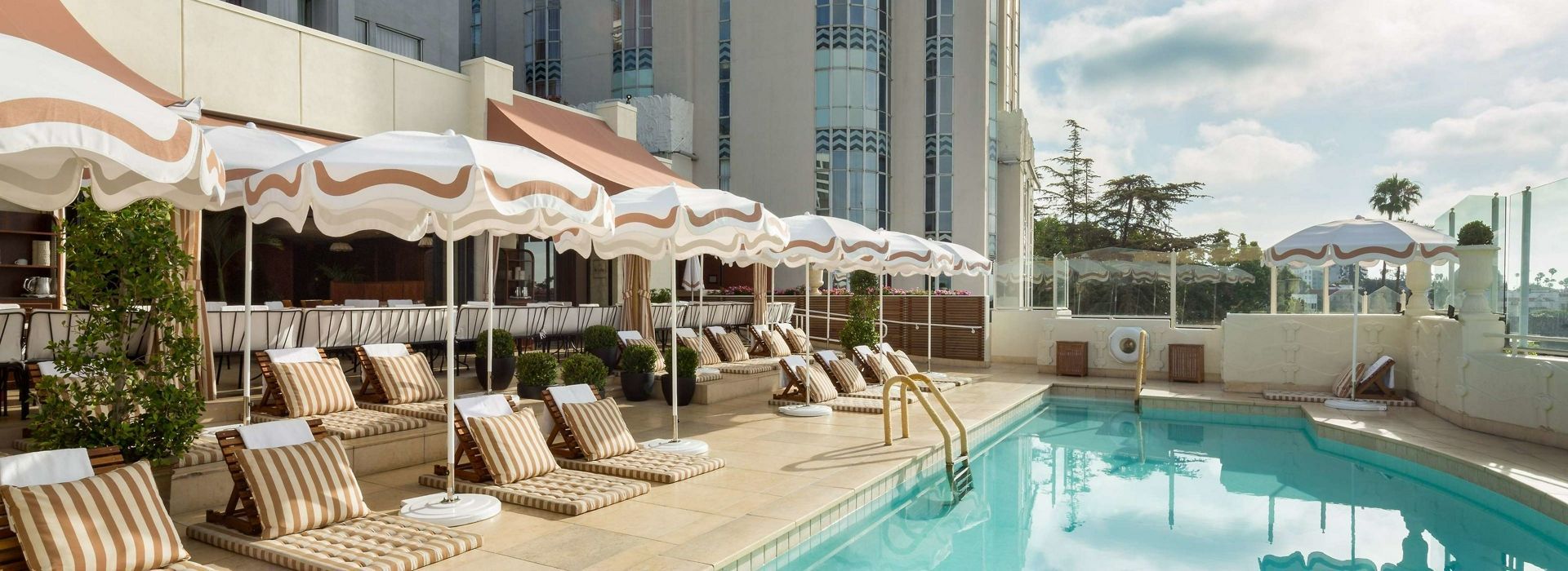 Sunset Tower Hotel-Pool.jpg
