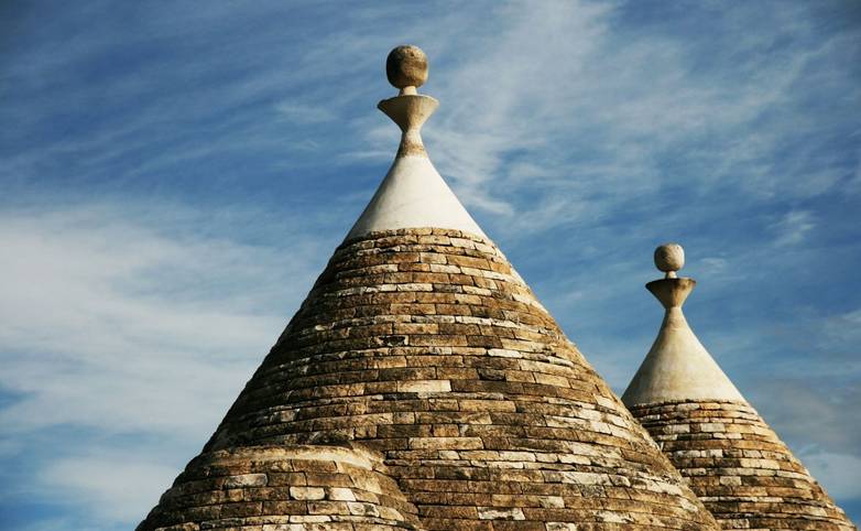 Italy_Puglia_Trulli_Roofs_LR.jpg