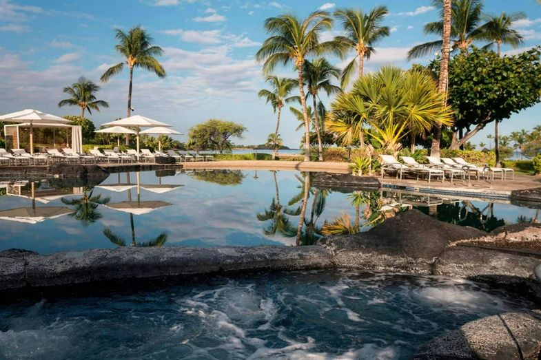 Waikoloa Beach Marriott Resort & Spa Pool & Ocean view.jpg