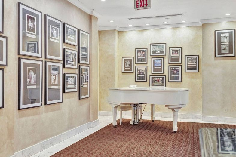 Indian Wells Resort Hotel piano.jpg