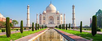 Luxury Arabian Cruise & Gems of India's Golden Triangle