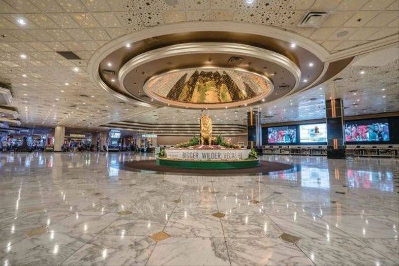 MGM Grand Hotel & Casino lobby.jpg