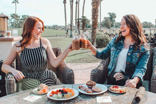 wigwam-Guests-enjoying-Breakfast.jpg