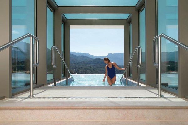 Jumeirah Port Soller Hotel & Spa-Pool (1).jpg