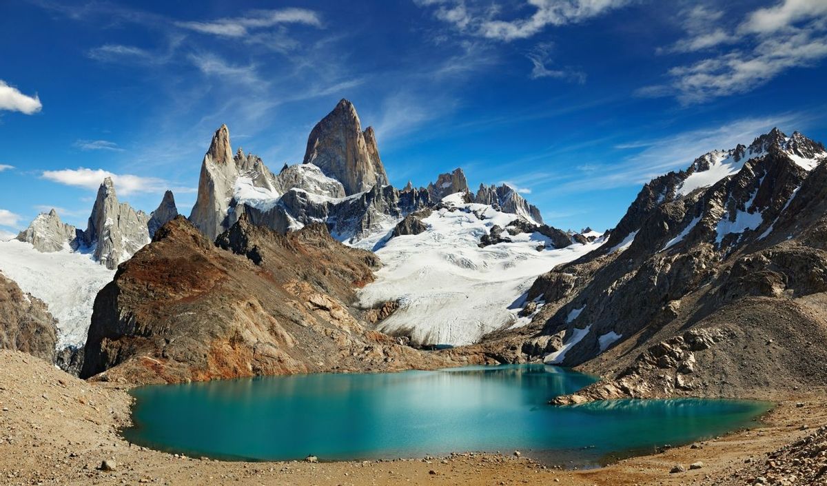 Laguna de Los Tres and mount Fitz Roy, Los Glaciares National Park, Patagonia, Argentina