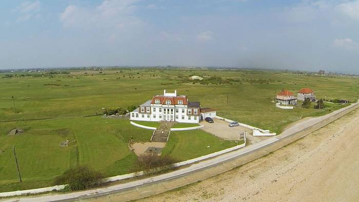 Romney Bay Hotel location