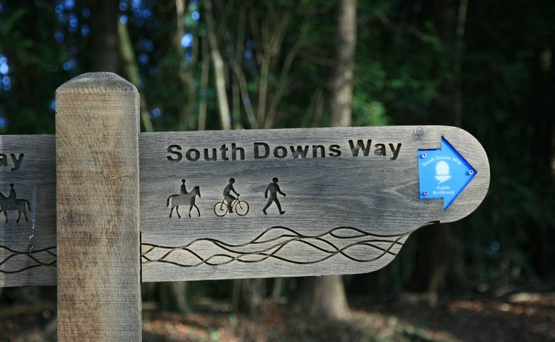 South_Downs_Way_Sign_7.JPG