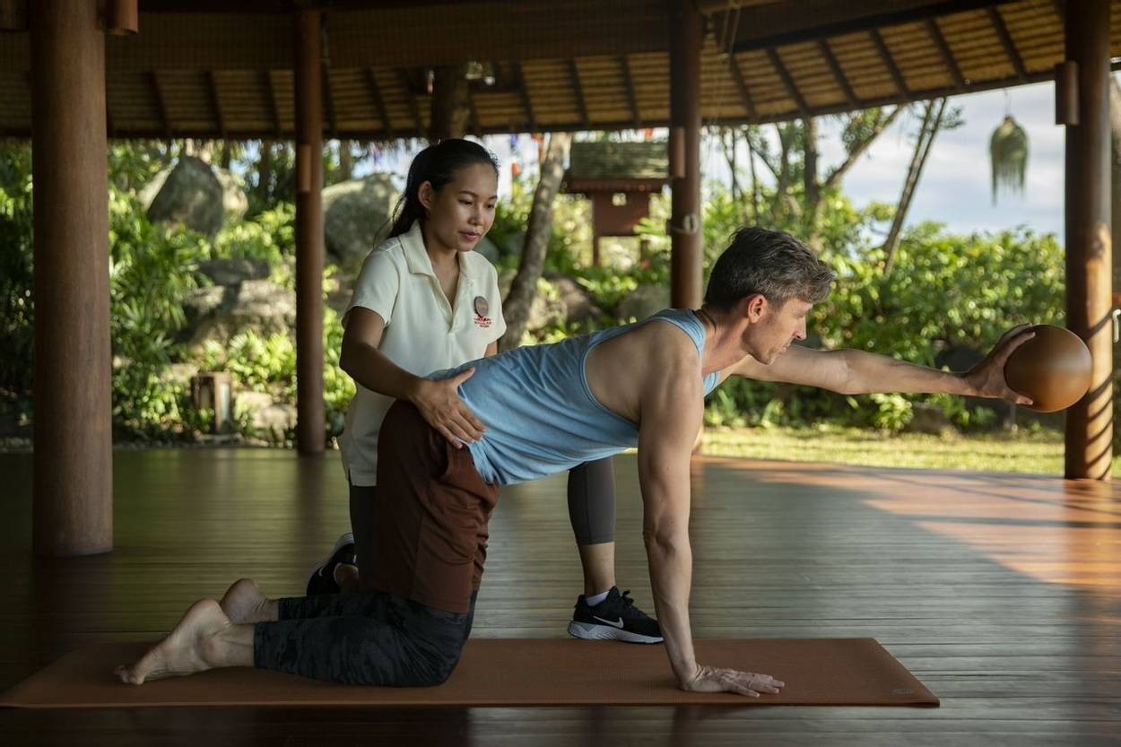The Top 10 Affordable Solo Wellness Retreats 