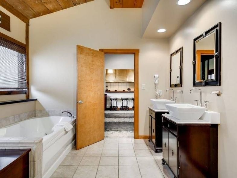 The Lodge of Four Seasons bathroom.jpg
