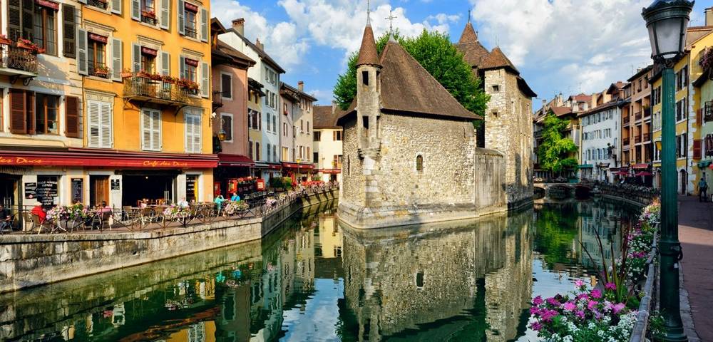 Explore Lake Annecy Member break