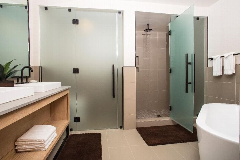 Tenaya Lodge Yosemite contemporary suite bathroom.jpeg