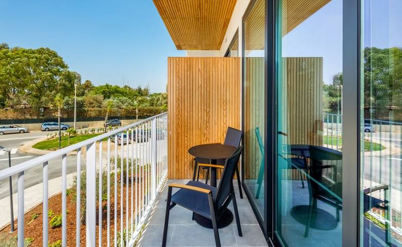 classic-room-balcony.jpg