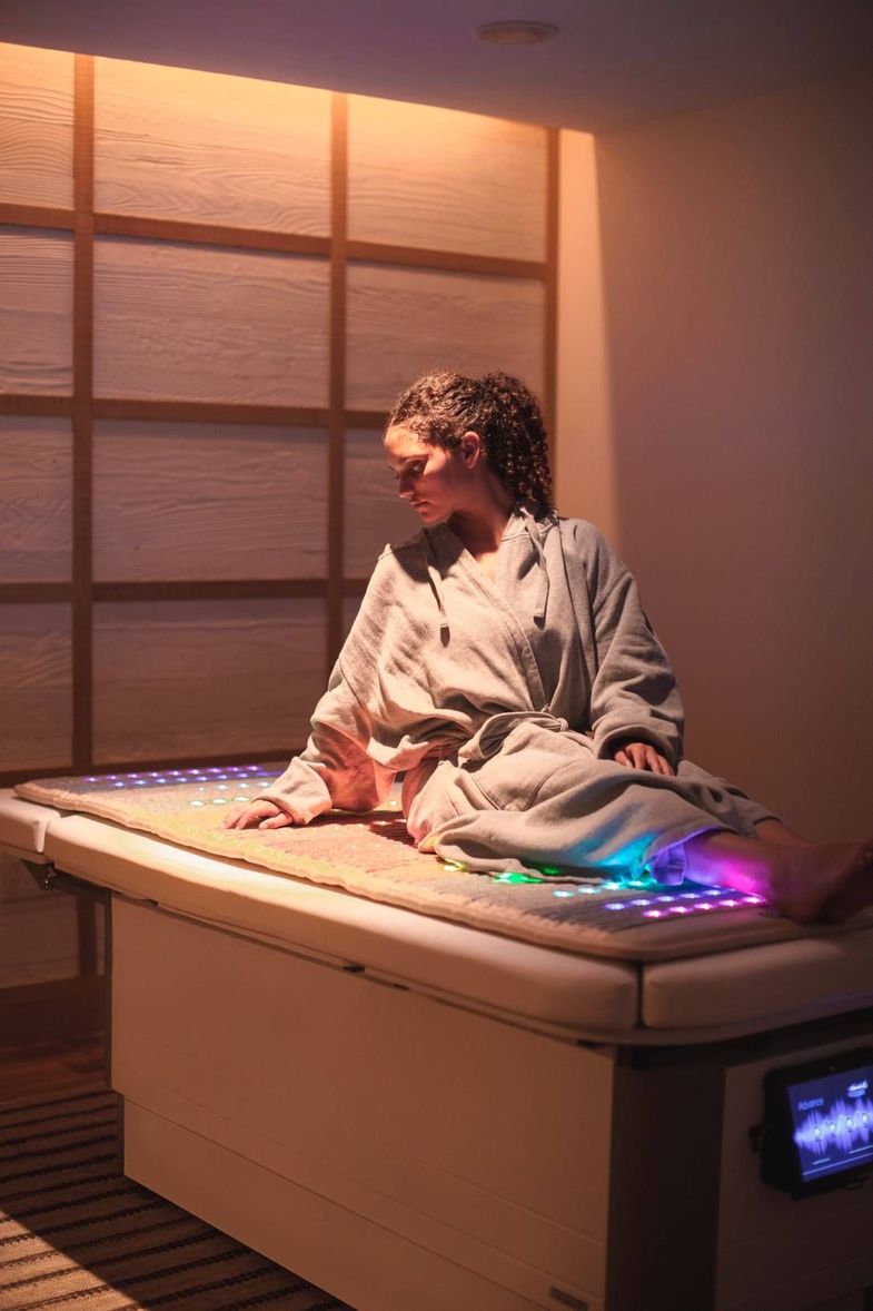 1 Hotel Hanalei Bay Rainbow_Chakra_Mat.jpg