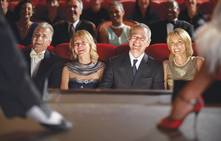 RF19257 - Royal Court Theatre -- QM2 Entertainment.jpg RF19257 - Royal Court Theatre -- QM2 Entertainment.jpg