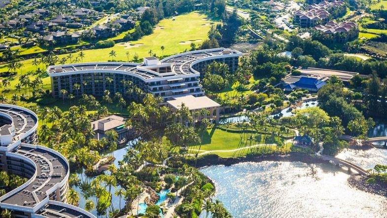 Hilton Waikoloa Village Resort overlook back.jpg