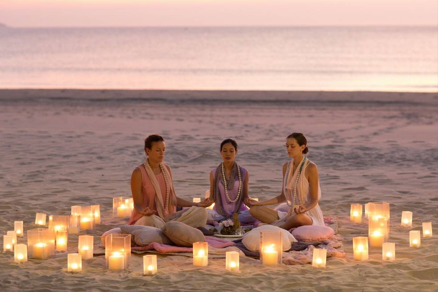 Holiday experience. Женский круг на Мальдивах. Спа во Вьетнаме. Spa Holiday activities. Luxury Holiday in Vietnam.