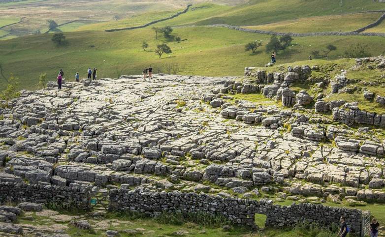 4 Night Southern Yorkshire Dales Guided, Dales Landscape Supply Co